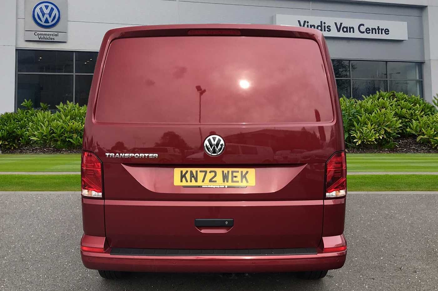Volkswagen Transporter PV 2.0TDI (150PS)Eu6 T32 Highline SWB