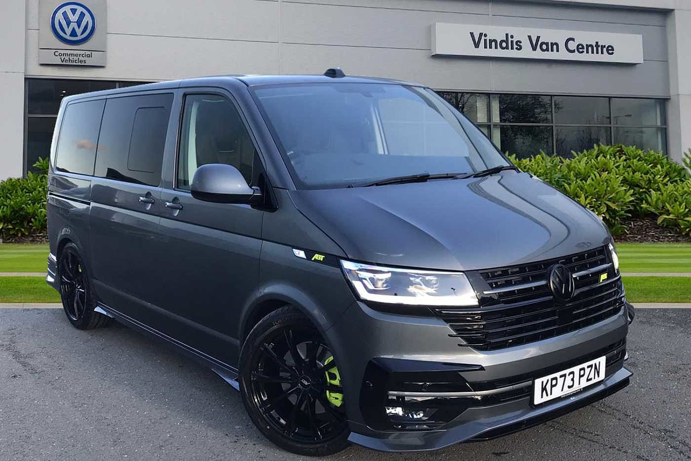 Volkswagen Transporter T32 Swb Diesel Kombi Highline SWB 204 PS 2.0 TDI 7sp DSG