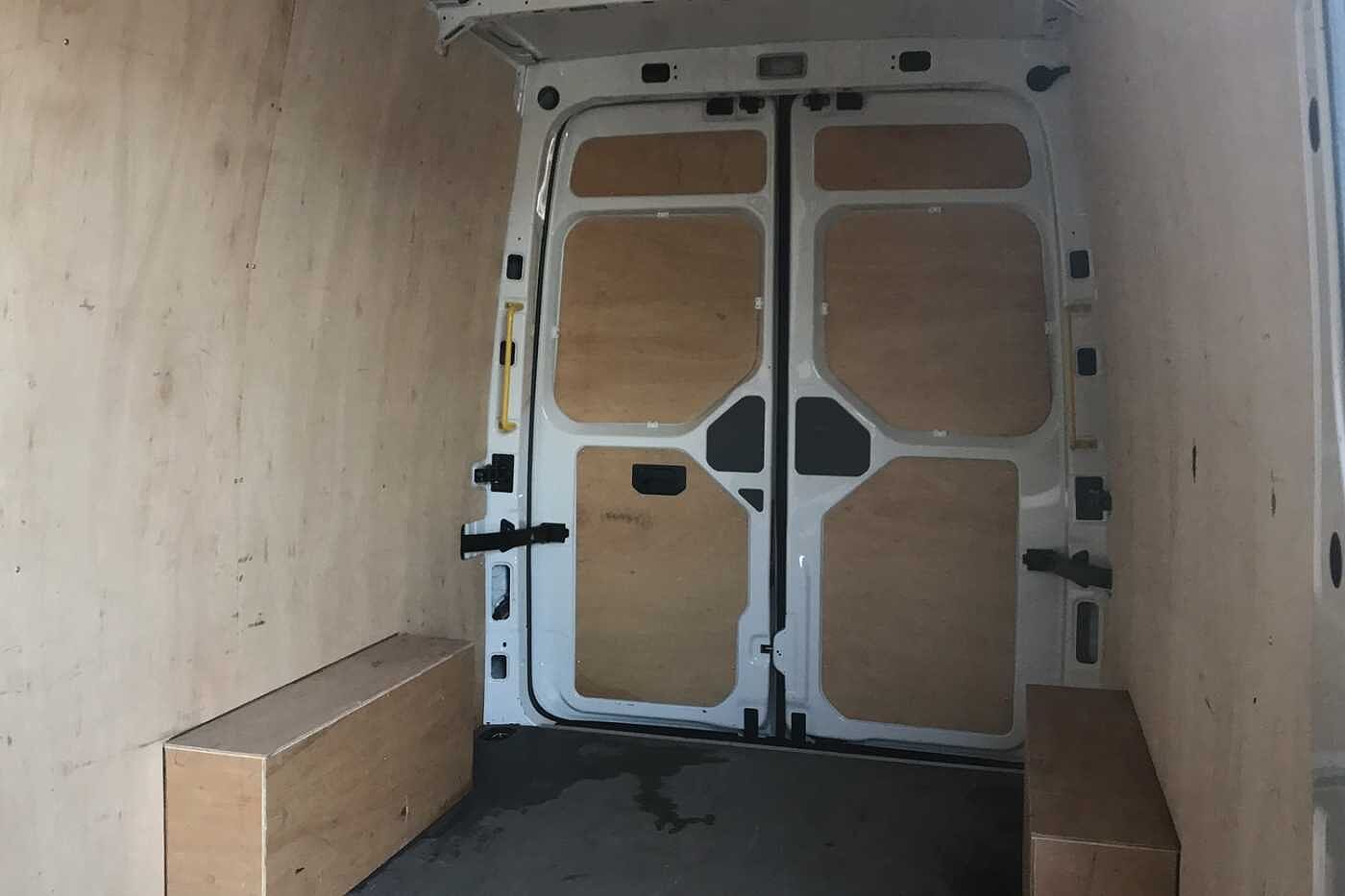 Volkswagen Crafter Cr35 Lwb Diesel Fwd Panel van Trendline LWB 140 PS 2.0 TDI 6sp Manual FWD