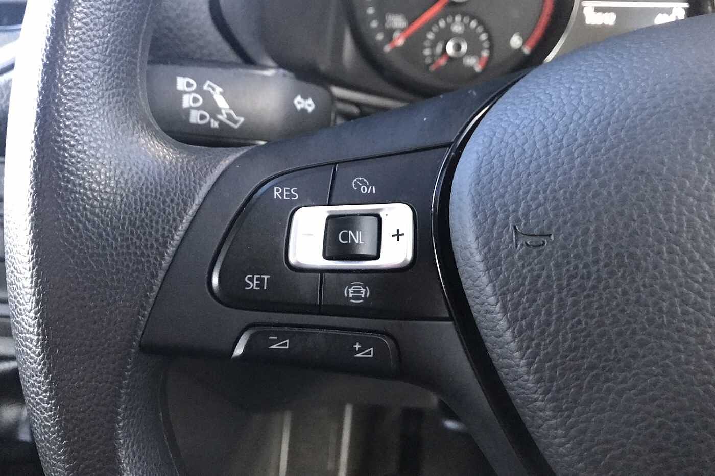 Volkswagen Crafter Cr35 Lwb Diesel Fwd Panel van Trendline LWB 140 PS 2.0 TDI 6sp Manual FWD
