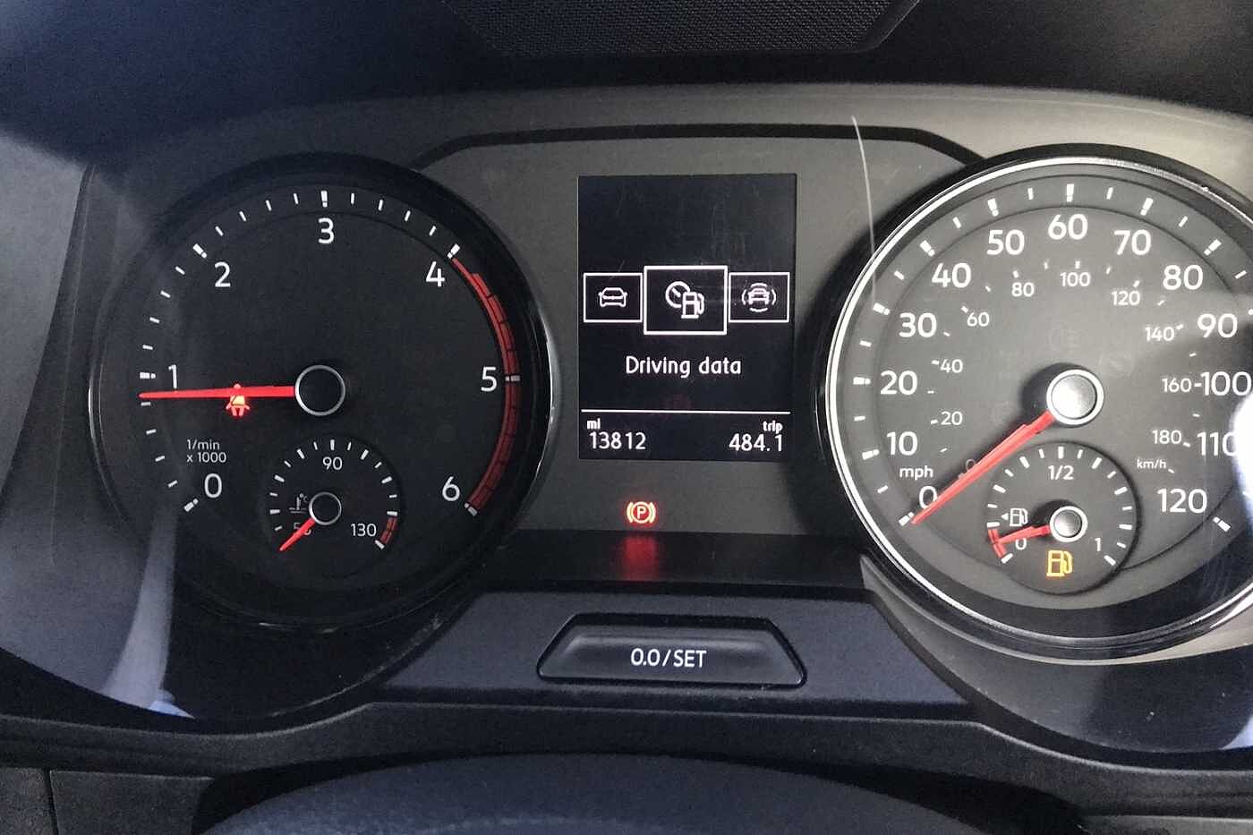 Volkswagen Crafter Cr35 Lwb Diesel Fwd Panel van Trendline LWB 140 PS 2.0 TDI 6sp Manual FWD