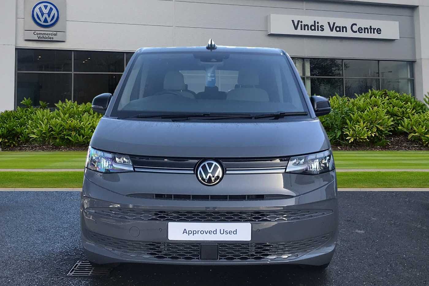 Volkswagen Multivan 2.0TDI (150ps) Life LWB DSG