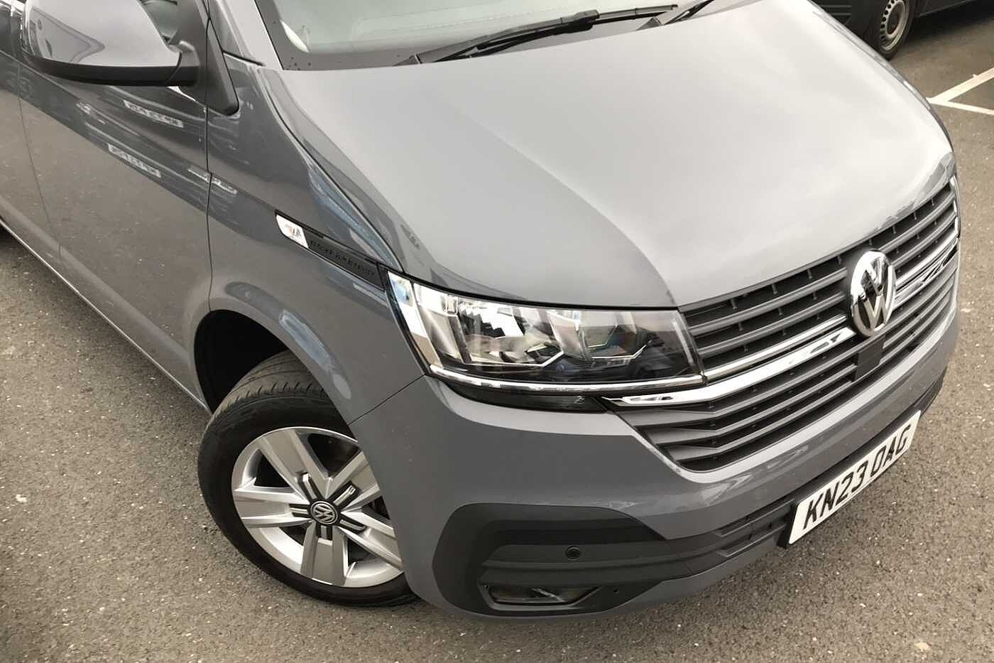 Volkswagen Transporter T32 Panel van Highline SWB 150 PS 2.0 TDI 7sp DSG