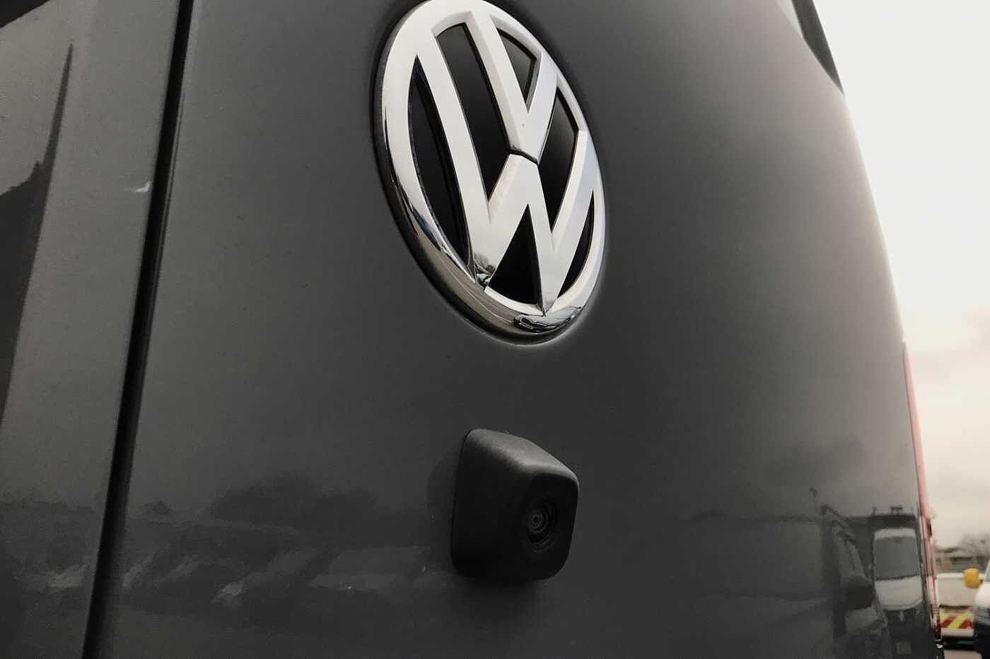 Volkswagen Transporter T32 Panel van Highline SWB 150 PS 2.0 TDI 7sp DSG