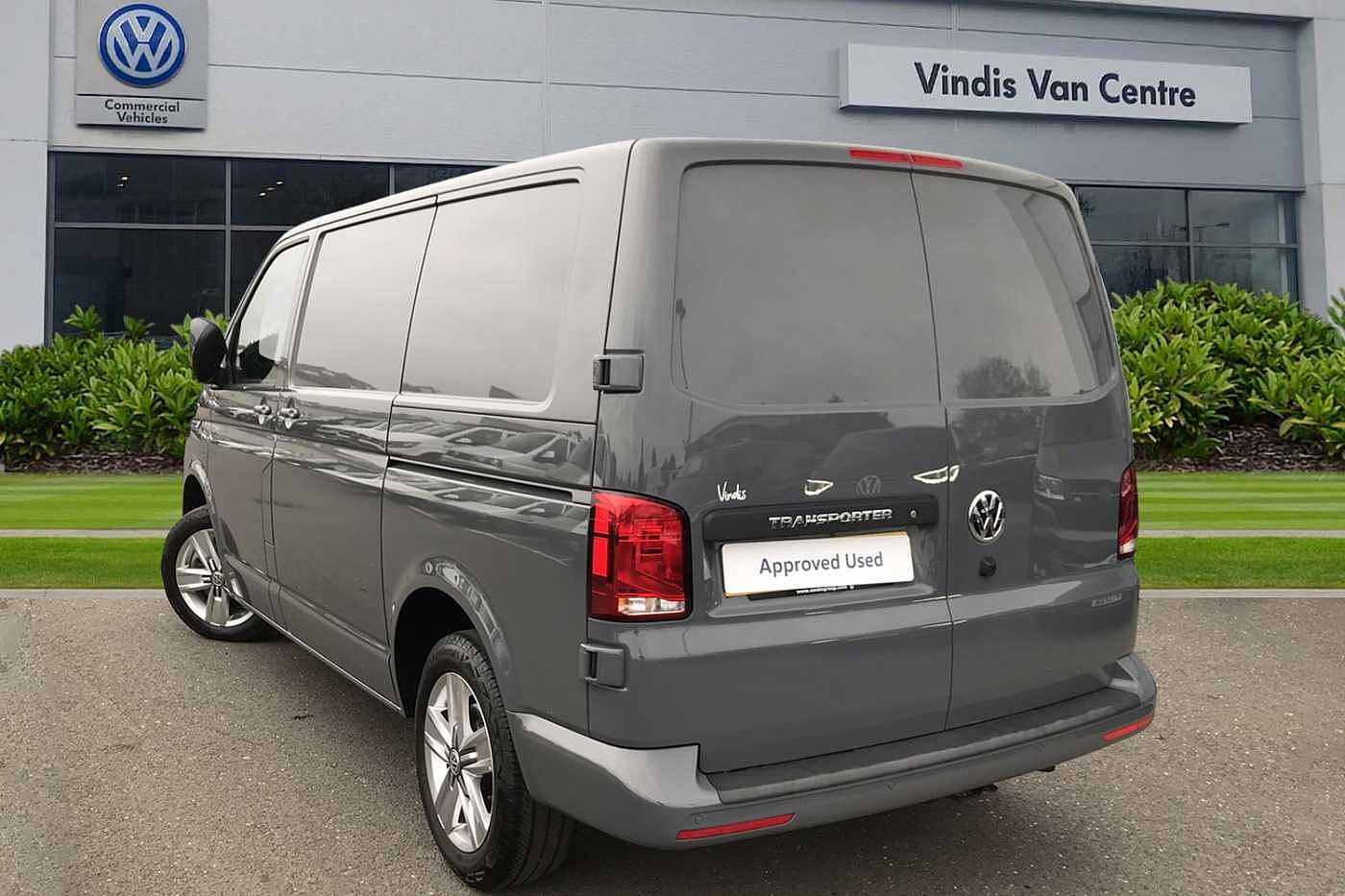 Volkswagen Transporter T32 Panel van Highline SWB 150 PS 2.0 TDI 7sp DSG
