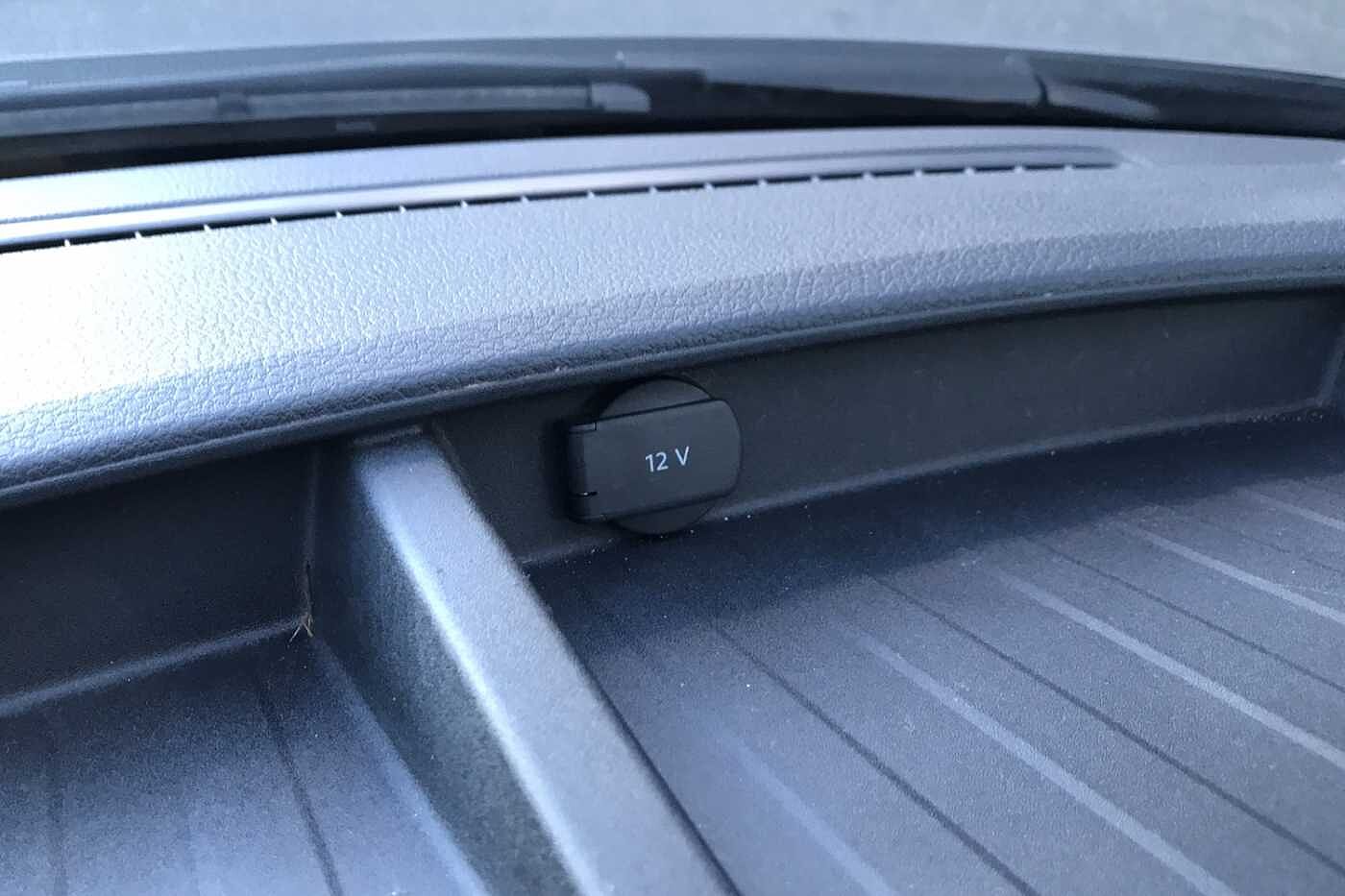 Volkswagen Transporter T28 Panel van Highline SWB 110 PS 2.0 TDI 5sp Manual