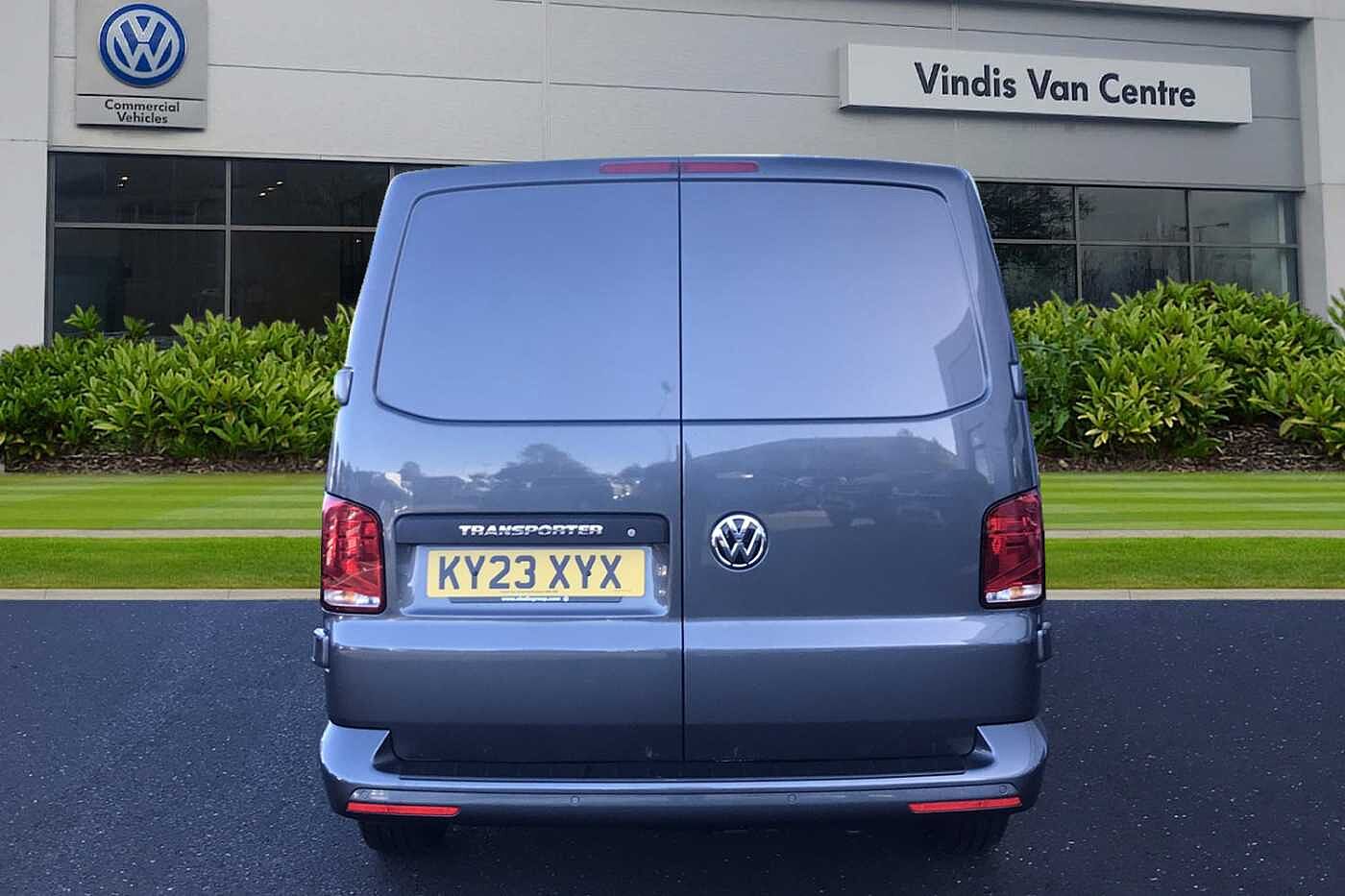 Volkswagen Transporter T28 Panel van Highline SWB 110 PS 2.0 TDI 5sp Manual