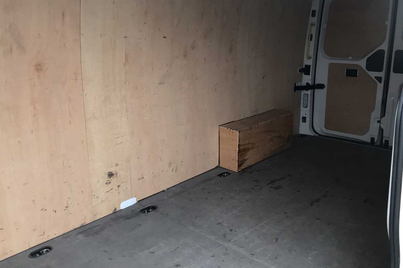 Volkswagen Crafter Panel van Trendline LWB 140 PS 2.0 TDI 6sp Manual FWD