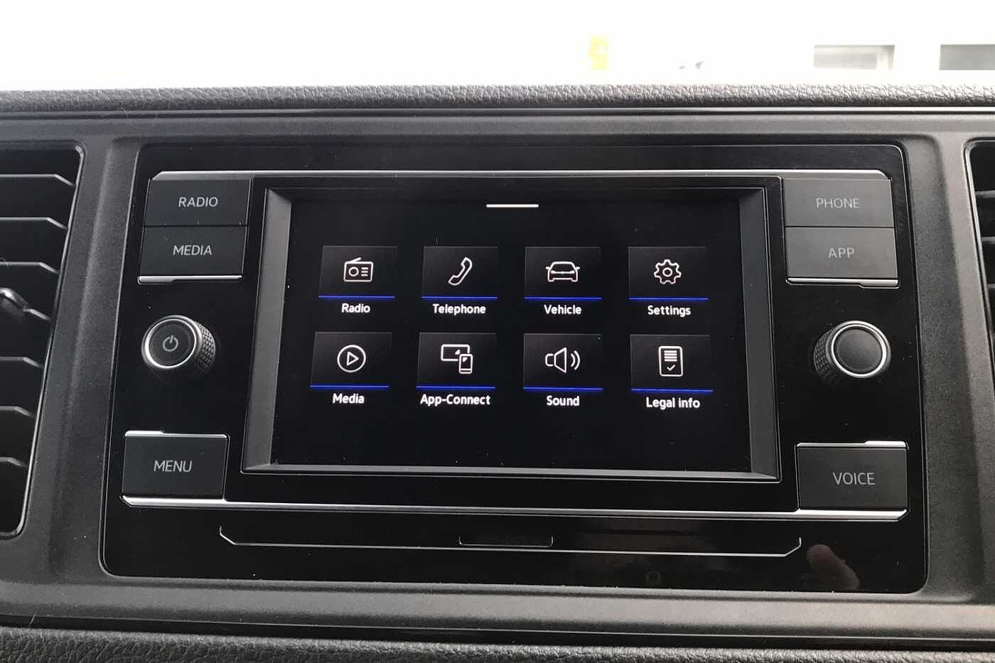 Volkswagen Crafter Panel van Trendline LWB 140 PS 2.0 TDI 6sp Manual FWD