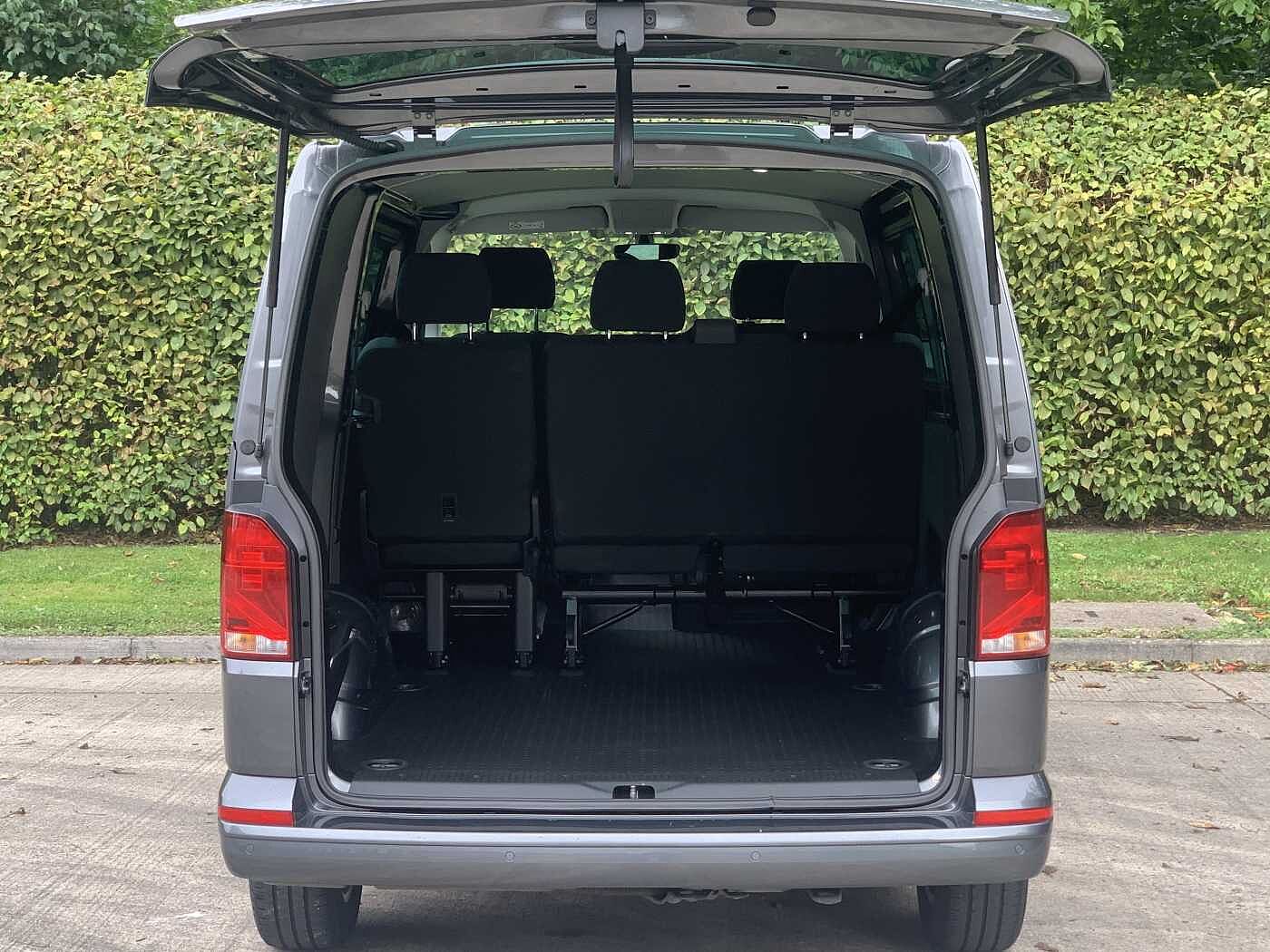 Volkswagen Transporter Kombi 2.0TDI 150 T30 High BMT SWB DSG