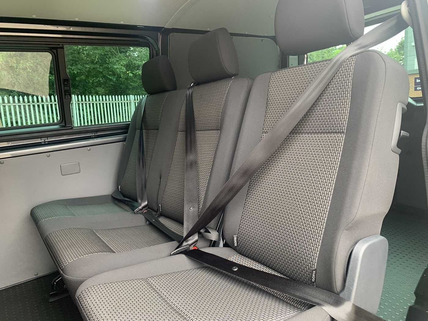Volkswagen Transporter Kombi 2.0TDI 150 T30 High BMT SWB DSG