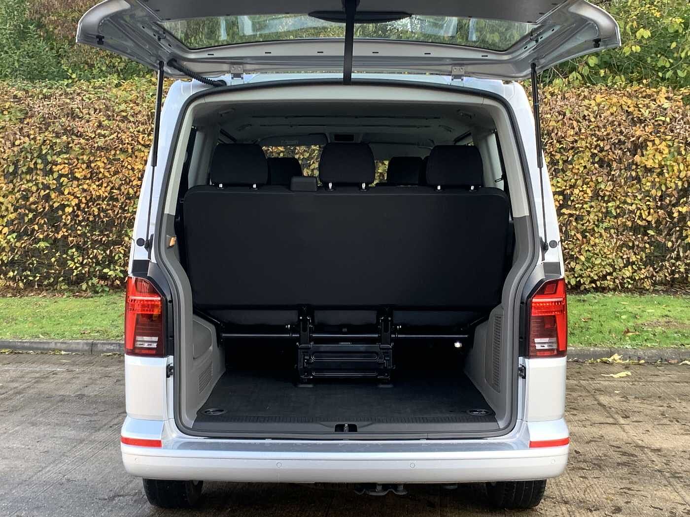 Volkswagen Transporter Shuttle 2.0 TDI(150)6dT32 BMT Mini DSG