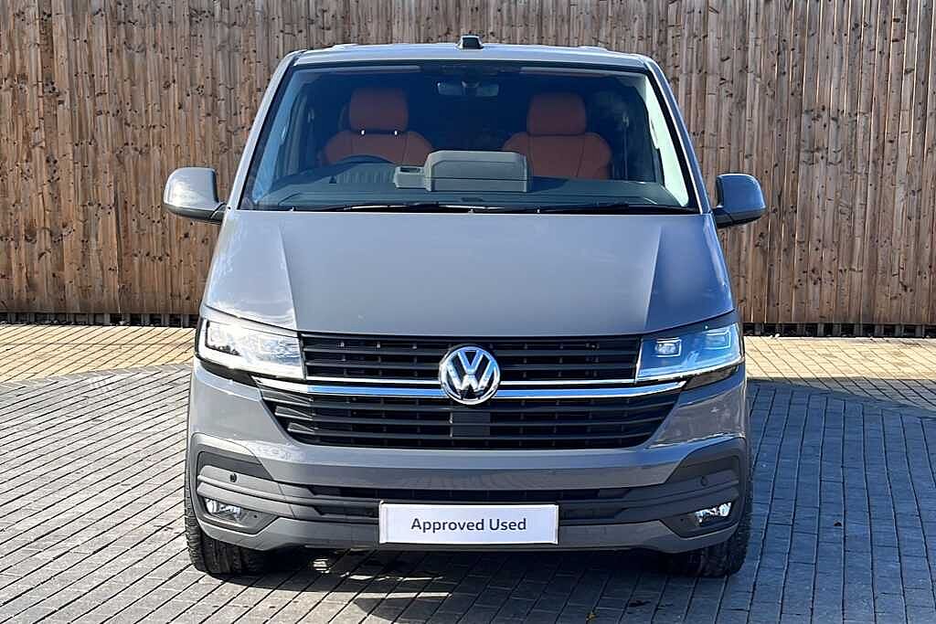 Volkswagen Transporter 2.0 TDI 150 Highline Kombi Van DSG