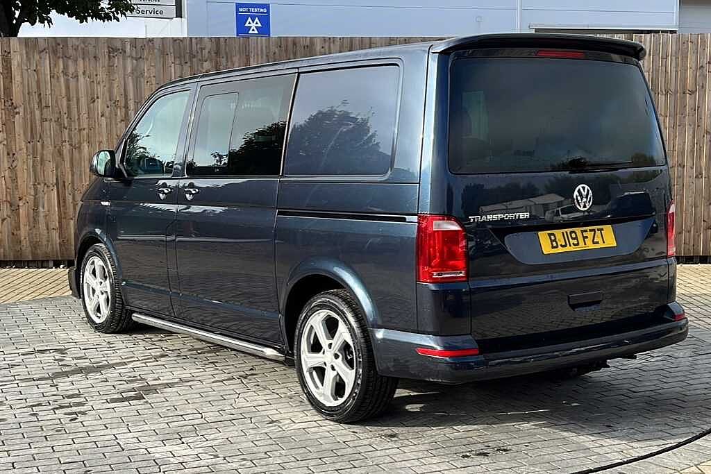 Volkswagen Transporter 2.0 TDI BMT 150 Highline Kombi Van DSG