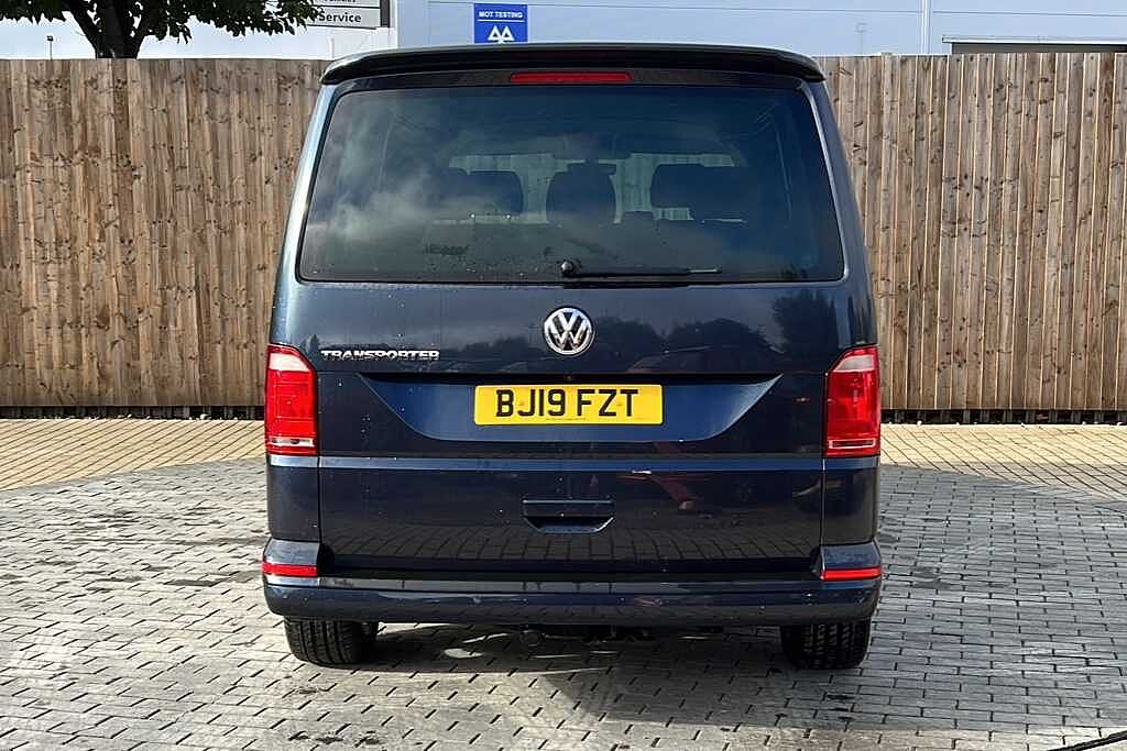Volkswagen Transporter 2.0 TDI BMT 150 Highline Kombi Van DSG