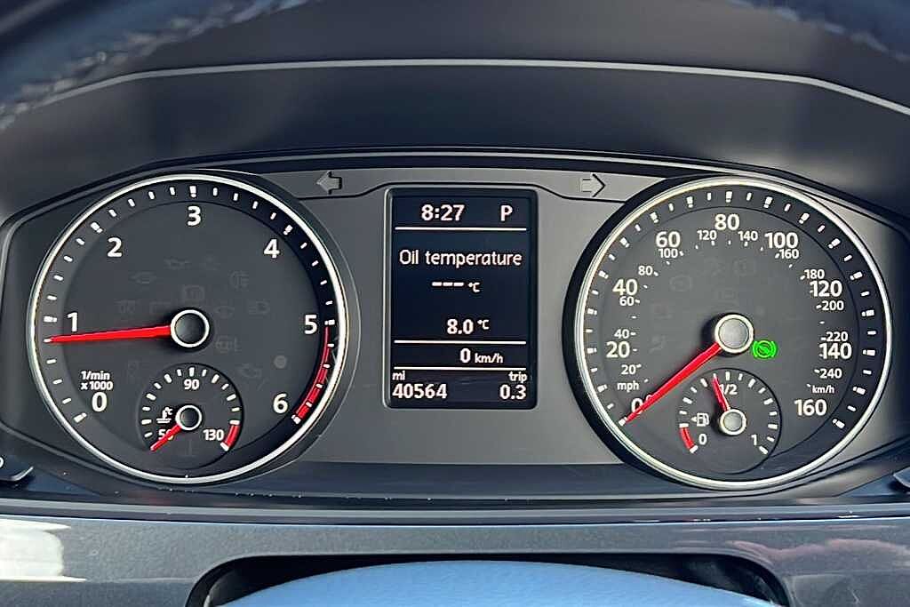 Volkswagen Transporter 2.0 BiTDI BMT 204 Highline Kombi Van 4MOTION DSG