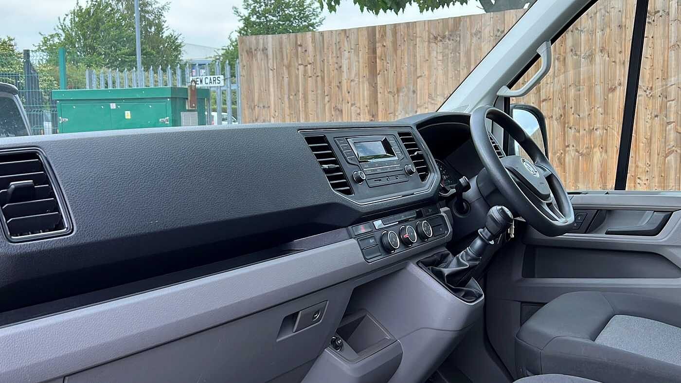 Volkswagen Crafter 2.0 TDI 140PS Startline Chassis cab