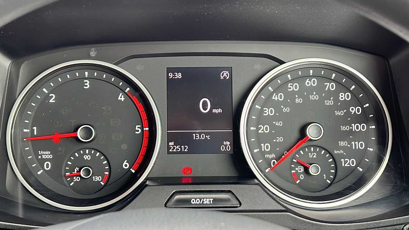 Volkswagen Crafter 2.0 TDI 140PS Startline Chassis cab