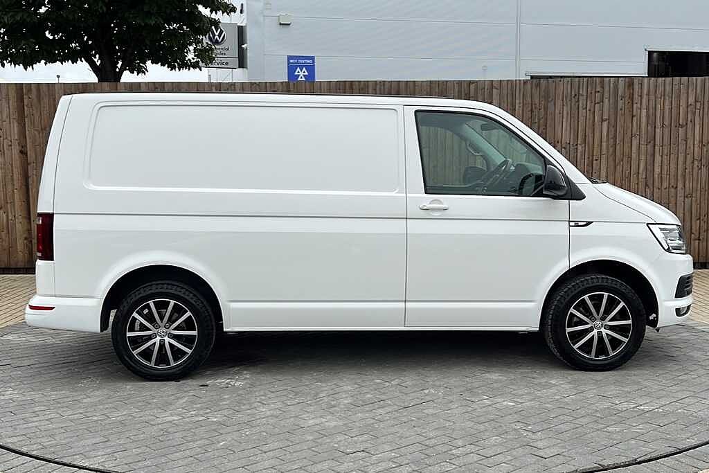 Volkswagen Transporter 2.0 TDI BMT 150 Edition Van