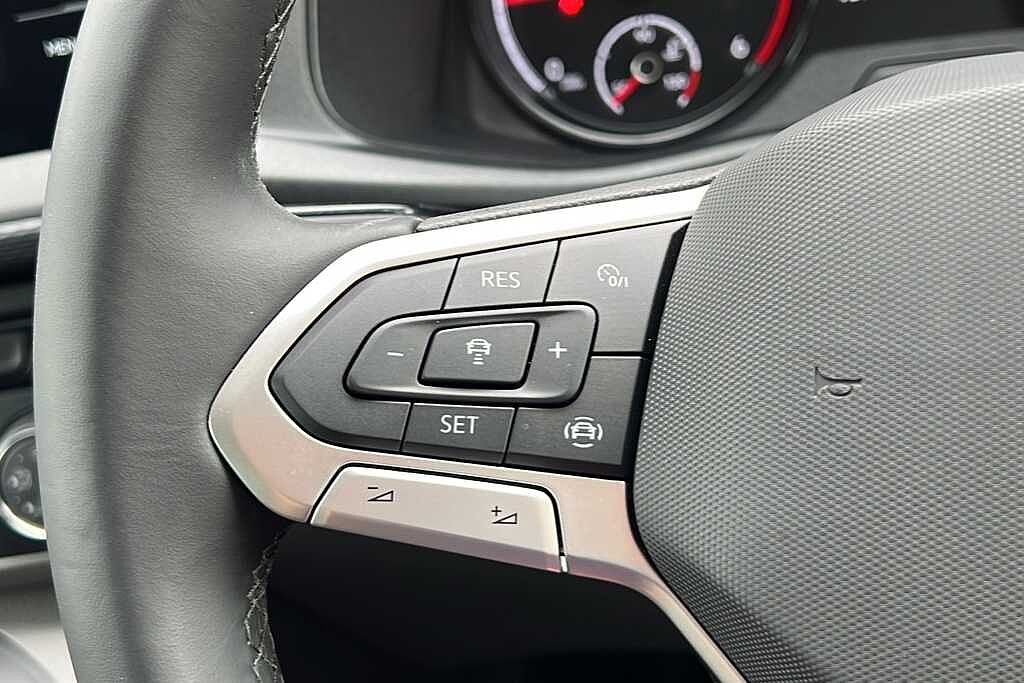 Volkswagen Transporter 2.0 BiTDI 204 Highline Kombi Van 4MOTION DSG