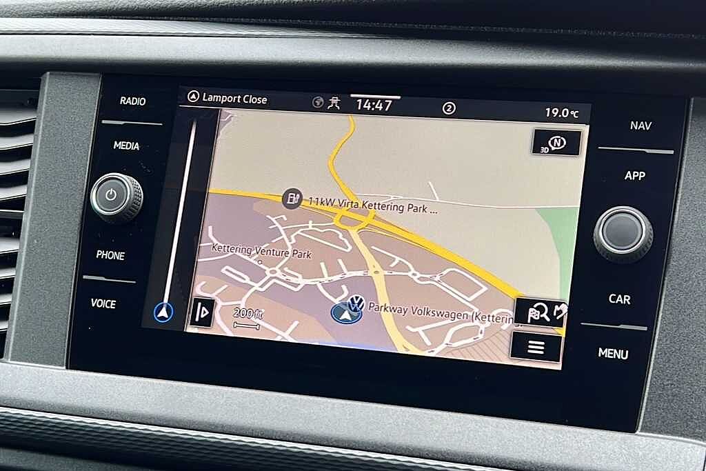 Volkswagen Transporter 2.0 BiTDI 204 Highline Kombi Van 4MOTION DSG