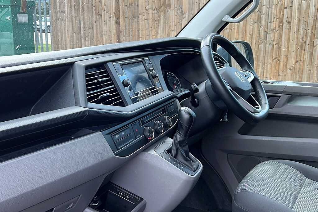 Volkswagen Transporter 2.0 BiTDI 204 Highline Van DSG