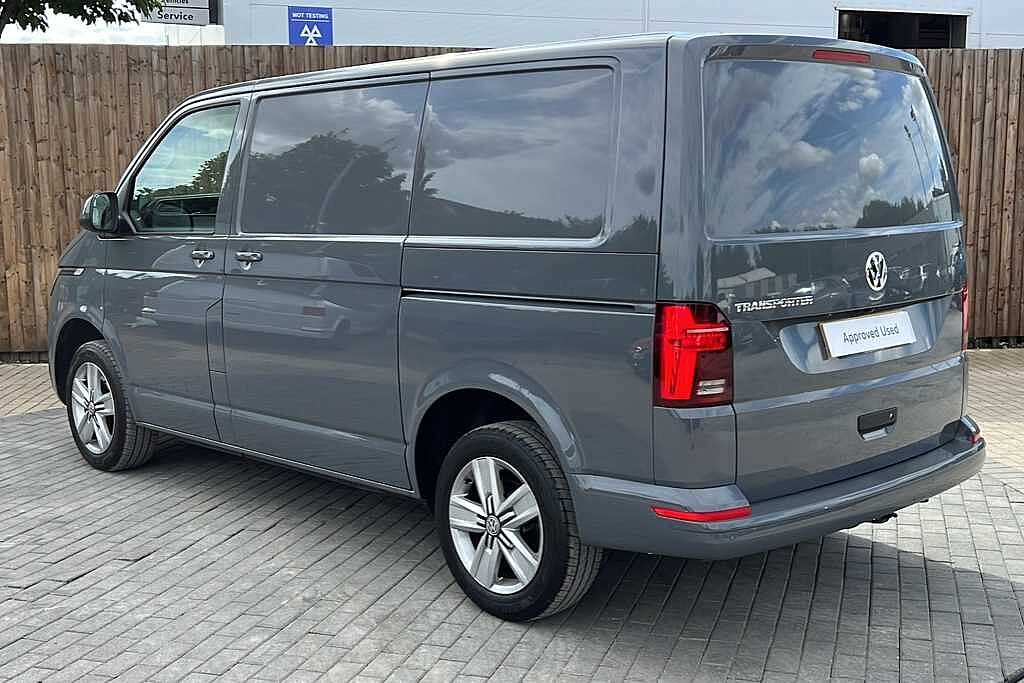 Volkswagen Transporter 2.0 BiTDI 204 Highline Van DSG