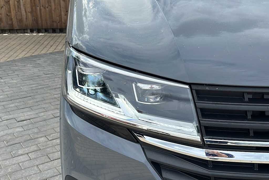 Volkswagen Transporter 2.0 BiTDI 204 Highline Van DSG