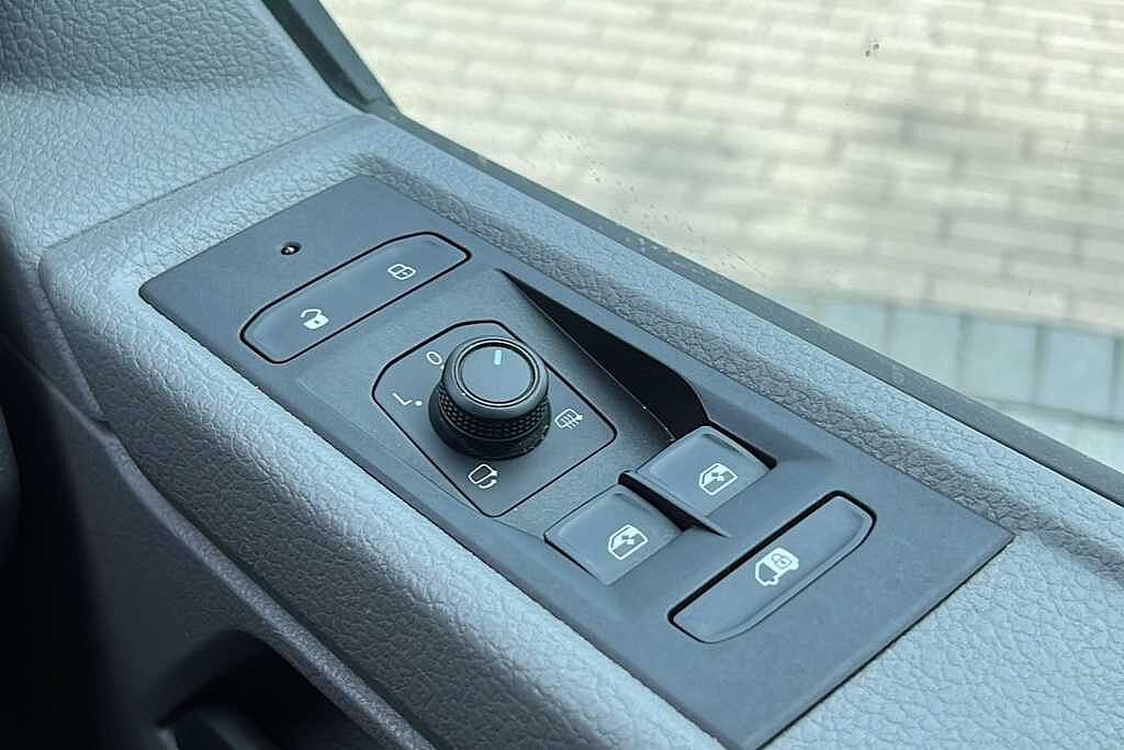 Volkswagen Transporter 2.0 BiTDI 204 Highline Van DSG