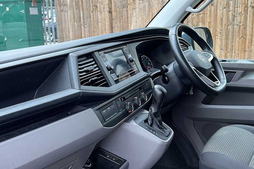 Volkswagen Transporter 2.0 BiTDI 204 Highline Van DSG