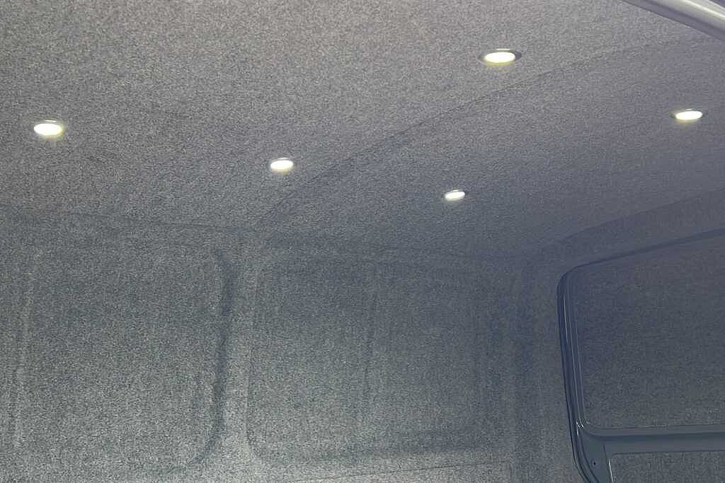 Volkswagen Transporter 2.0 BiTDI 204 Sportline Van DSG
