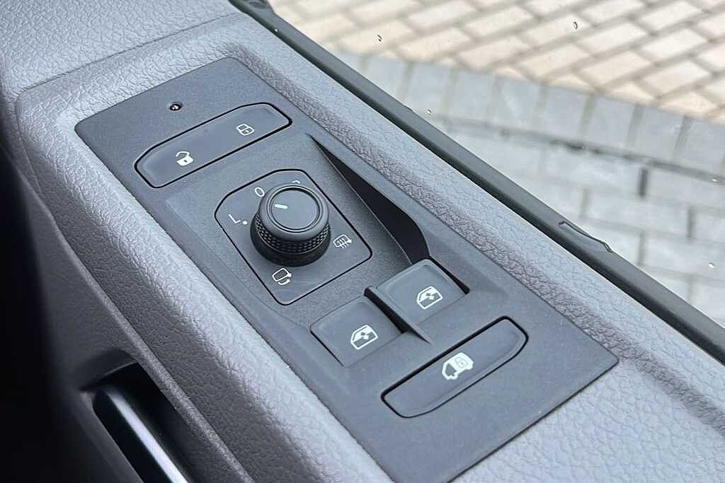 Volkswagen Transporter 2.0 BiTDI 204 Sportline Van DSG