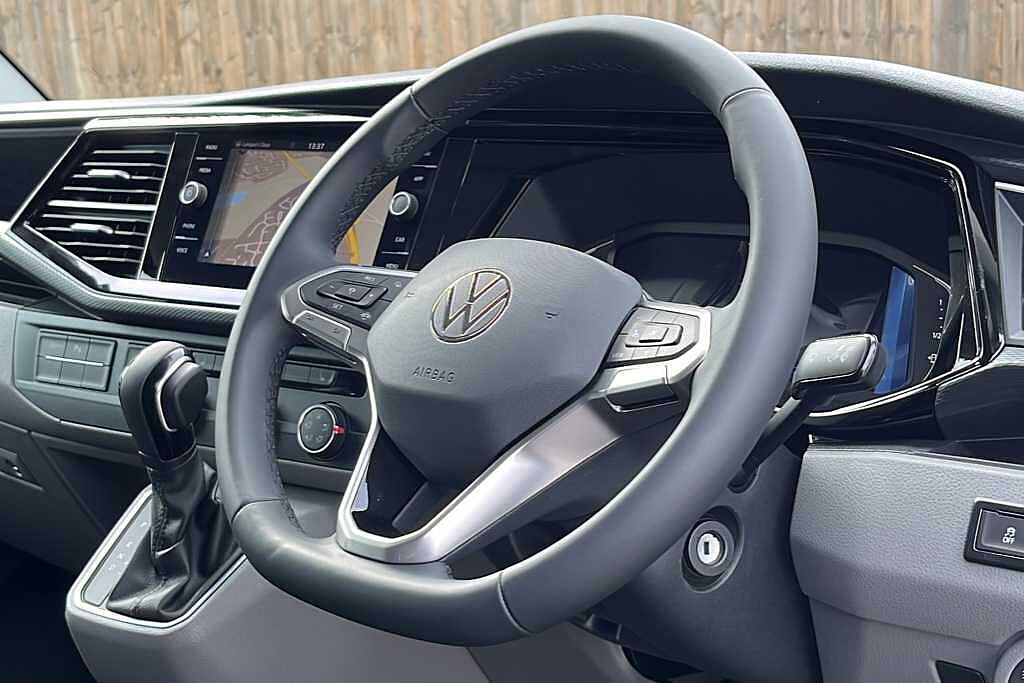 Volkswagen Transporter 2.0 BiTDI 204 Sportline Van DSG