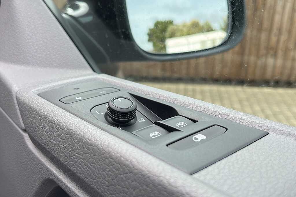 Volkswagen Transporter 2.0 BiTDI 204 Sportline Van DSG