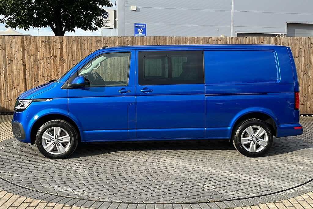 Volkswagen Transporter 2.0 TDI 150 Highline Kombi Van DSG
