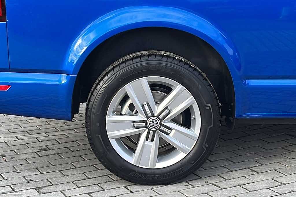 Volkswagen Transporter 2.0 TDI 150 Highline Kombi Van DSG
