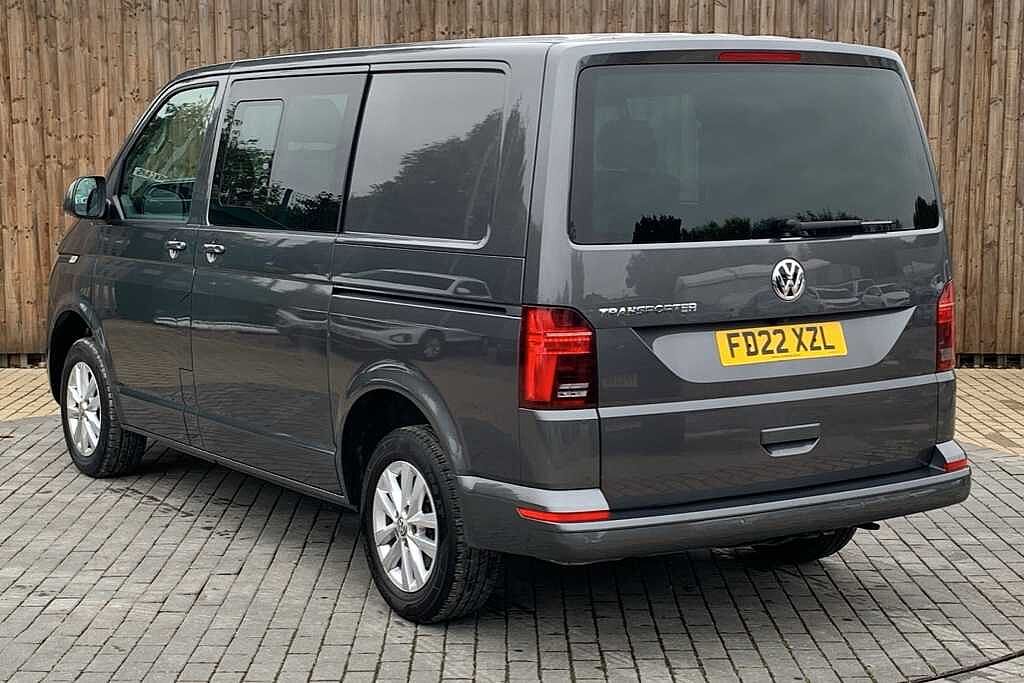 Volkswagen Transporter 2.0 TDI 150 Highline Kombi Van DSG