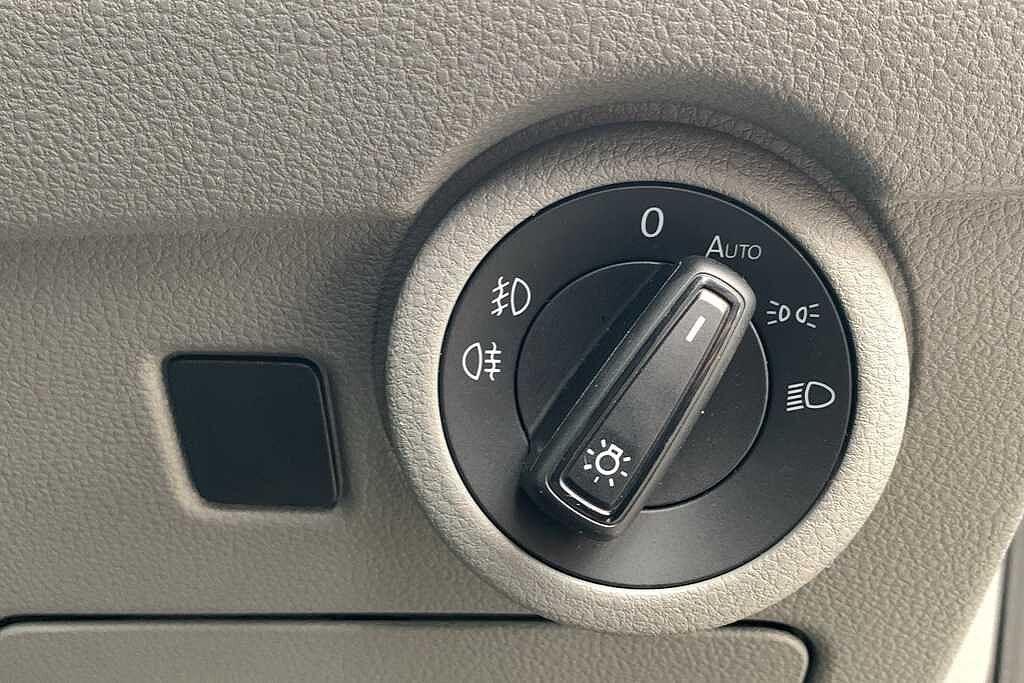 Volkswagen Transporter 2.0 TDI 150 Highline Kombi Van DSG