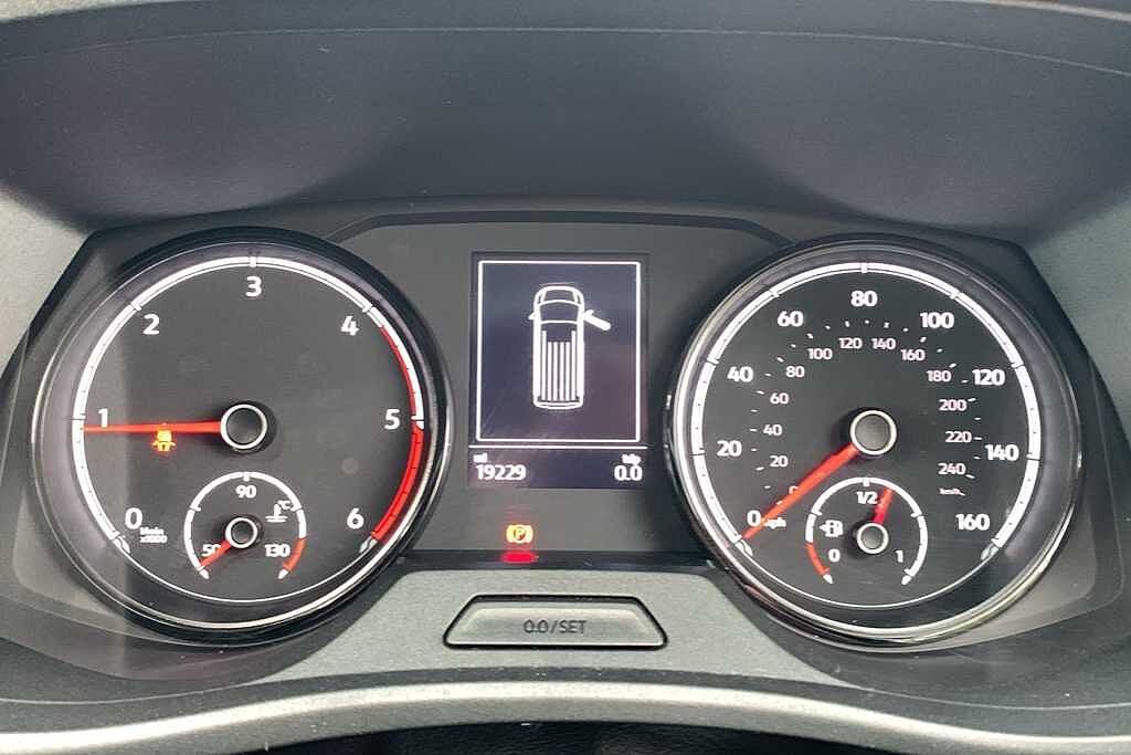 Volkswagen Transporter 2.0 TDI 150 Highline Kombi Van DSG