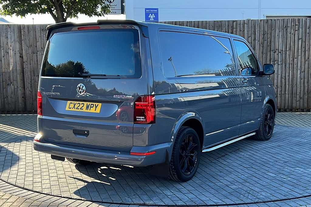 Volkswagen Transporter 2.0 BiTDI 204 Sportline Van DSG