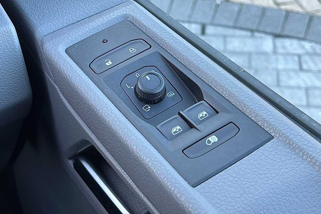 Volkswagen Transporter 2.0 BiTDI 204 Sportline Van DSG
