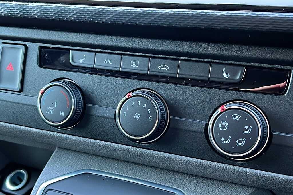 Volkswagen Transporter 2.0 BiTDI 204 Sportline Van DSG