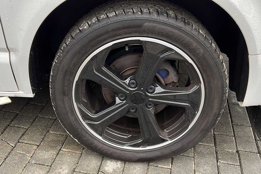 Volkswagen Transporter 2.0 BiTDI BMT 204 Sportline Kombi Van DSG