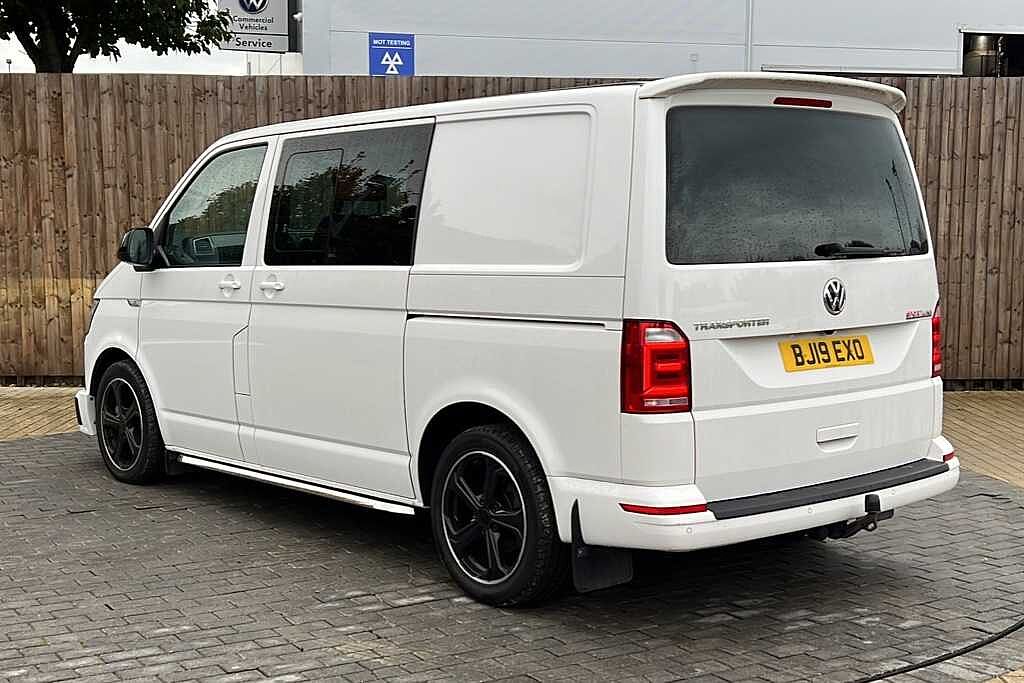 Volkswagen Transporter 2.0 BiTDI BMT 204 Sportline Kombi Van DSG