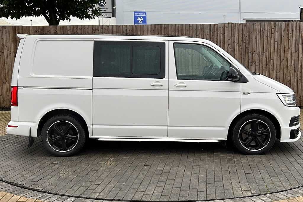 Volkswagen Transporter 2.0 BiTDI BMT 204 Sportline Kombi Van DSG