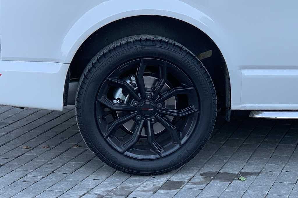 Volkswagen Transporter 2.0 BiTDI 204 Sportline Van DSG