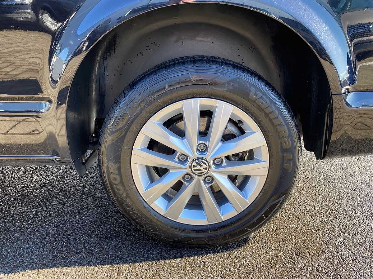 Volkswagen Transporter T30 Lwb Diesel 2.0 TDI 150 Highline Van
