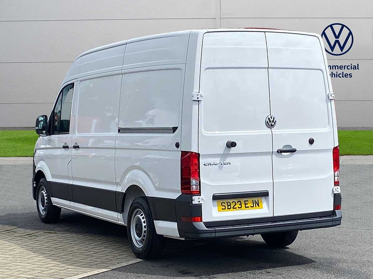 Volkswagen Crafter Cr35 Mwb Diesel Fwd 2.0 TDI 140Ps Trendline Business High Roof Van