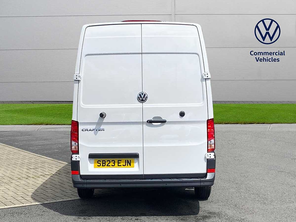 Volkswagen Crafter Cr35 Mwb Diesel Fwd 2.0 TDI 140Ps Trendline Business High Roof Van