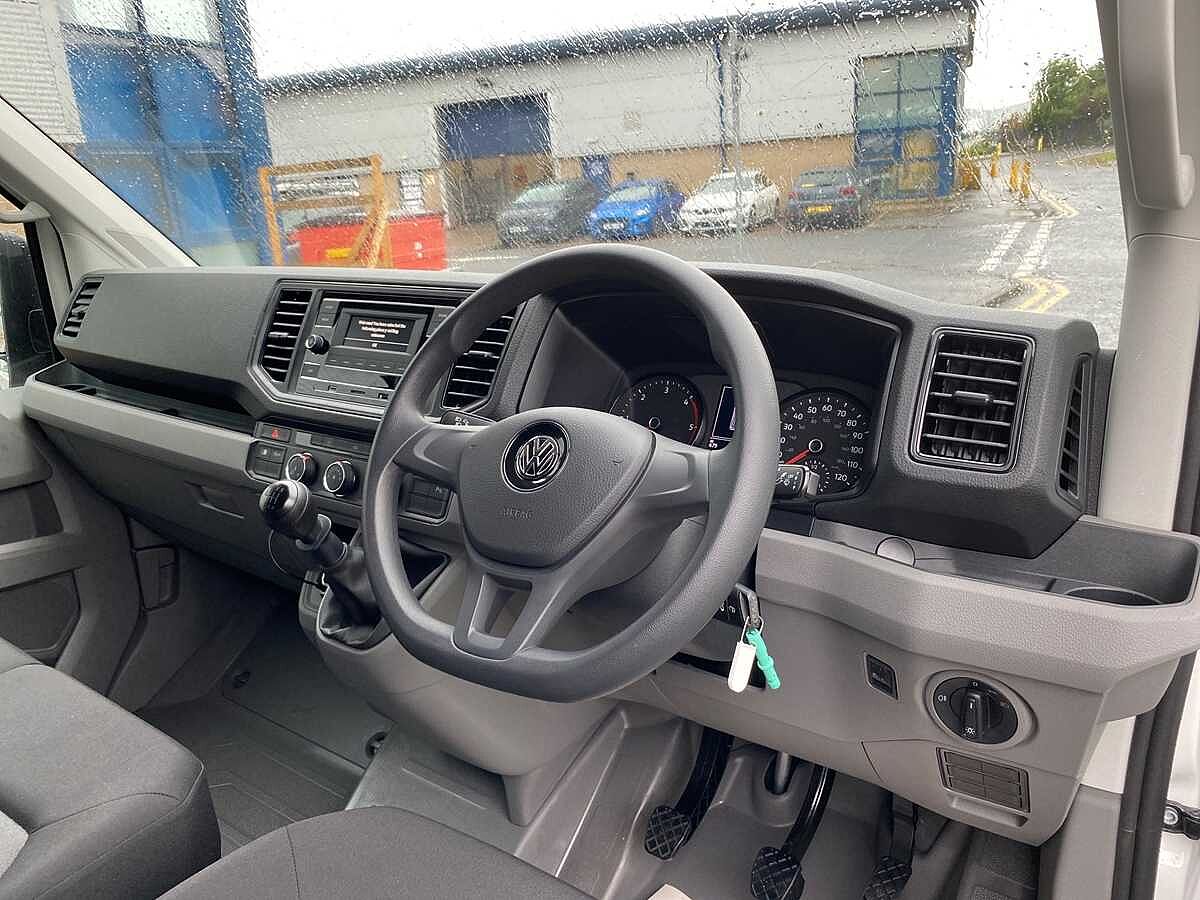 Volkswagen Crafter Cr35 Mwb Diesel Fwd 2.0 TDI 140Ps Startline High Roof Van